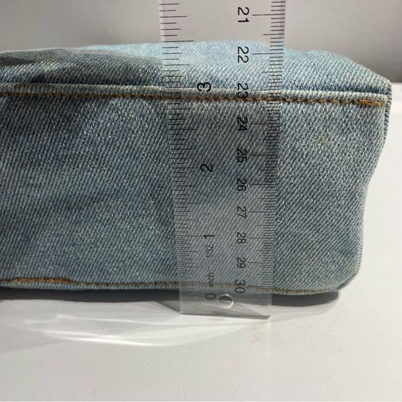 Y2K Denim Mini Bag Britney Spears icon Oufit
Adjustable strap - Picture 7 of 10